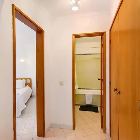 דירה 1 Bedroom Alfredo, Praceta Vitorino Nemesio, *